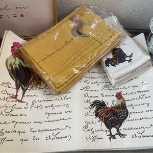 Set of 4 placemats and 8 napkins